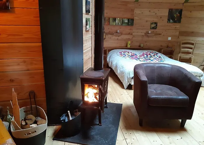 بيت ضيافة Les Ecuries De La Sabatarie Cambounes