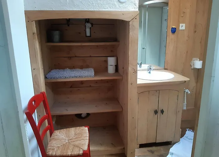 Les Ecuries De La Sabatarie بيت ضيافة