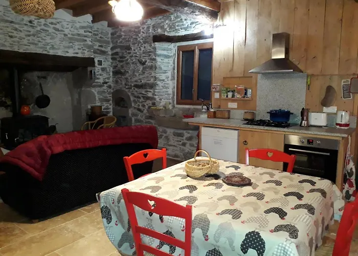 بيت ضيافة Les Ecuries De La Sabatarie *